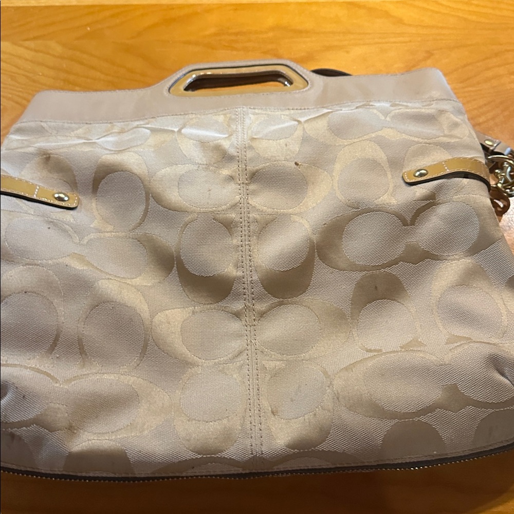 Coach Tan and Cream Hobo Bag - Picture 3 of 4